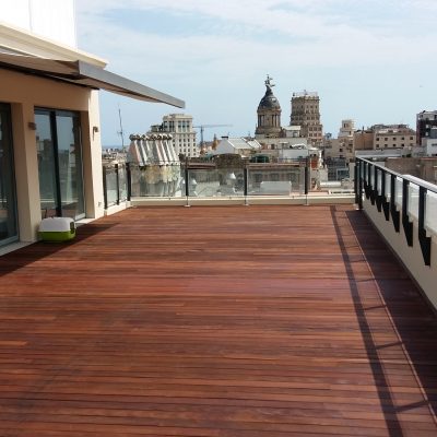 WOODEN PLATFORM – Passeig de Gràcia terrace